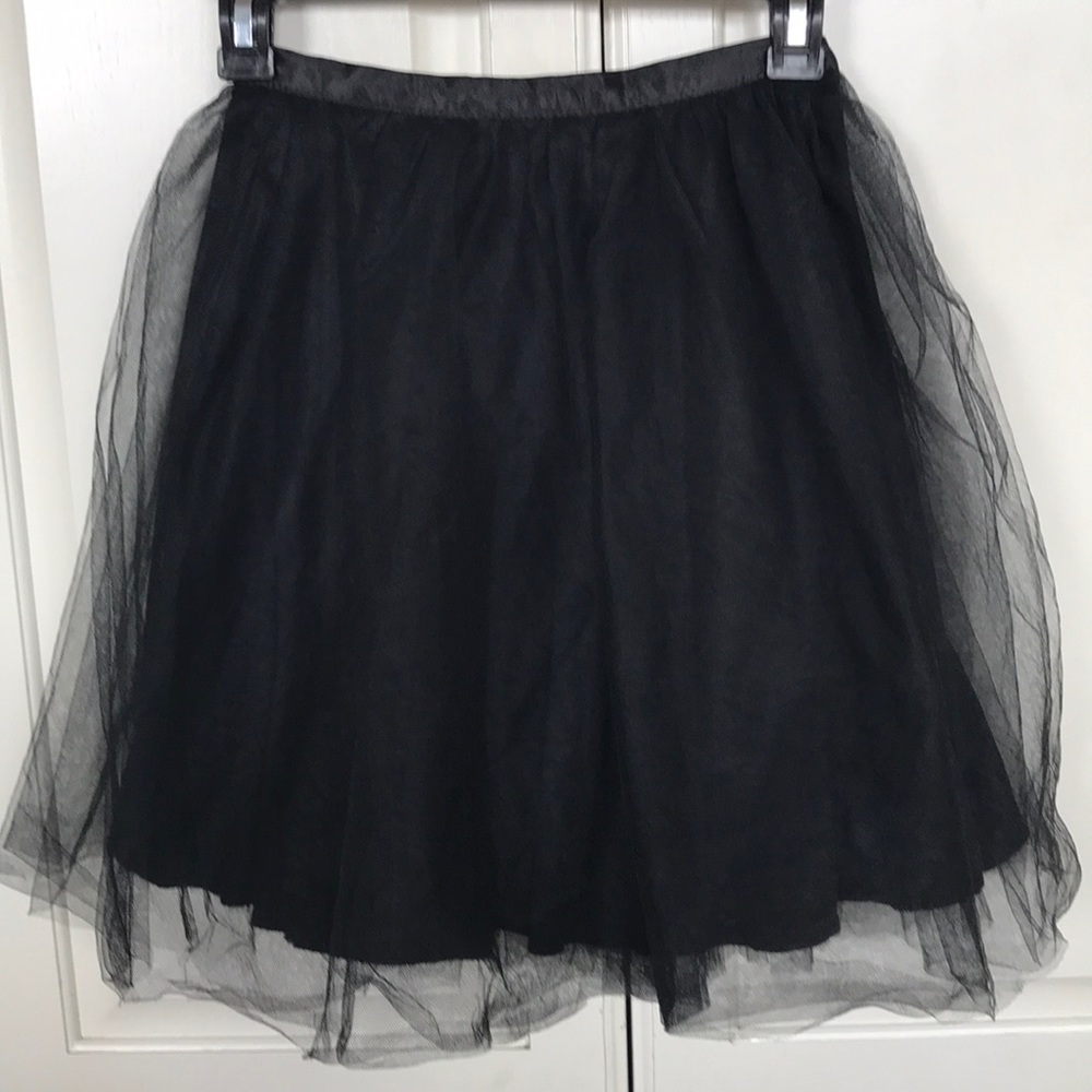Love, Nickie Lou Nordstrom tulle skirt Size 3